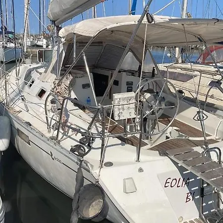 Voilier Eolia 船上ホテル